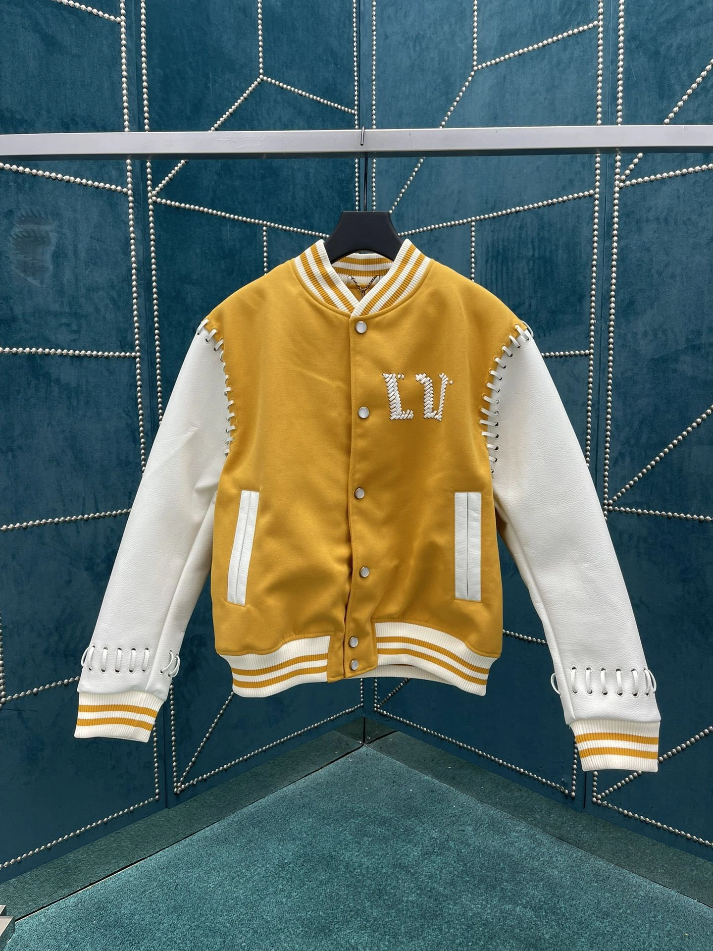 wg.luxury-- 8V item:D-F409J2301
